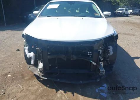 2015 Chrysler 200 C z USA, uszkodzony, nr VIN 1C3CCCEG2FN678485